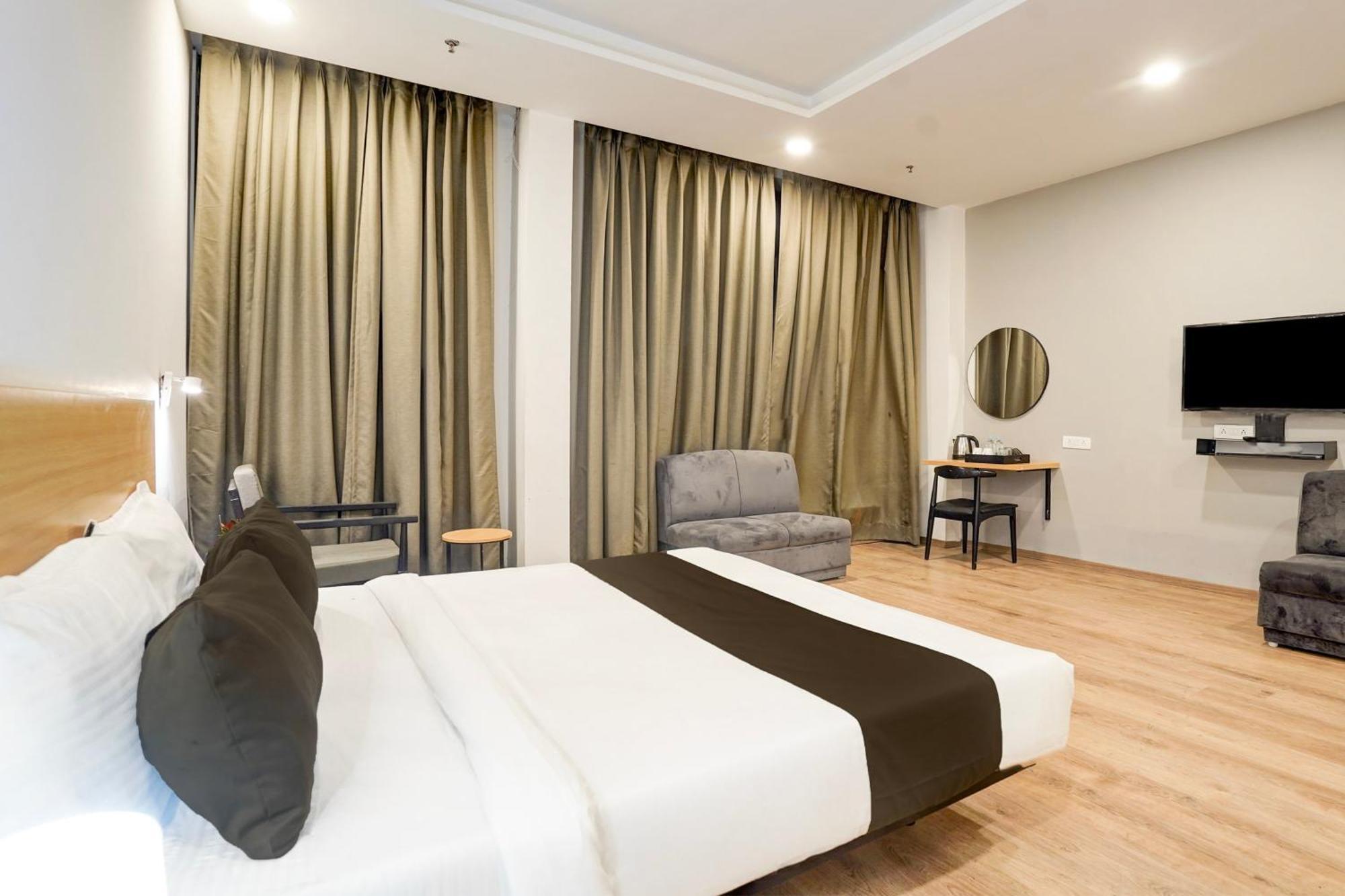 Chinhat Super Townhouse Gomti Nagar Matiyari酒店 外观 照片